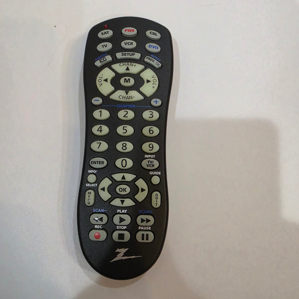 Zenith Universal Remote Control Unisex OS Black Good Glow Buttons 6-Device